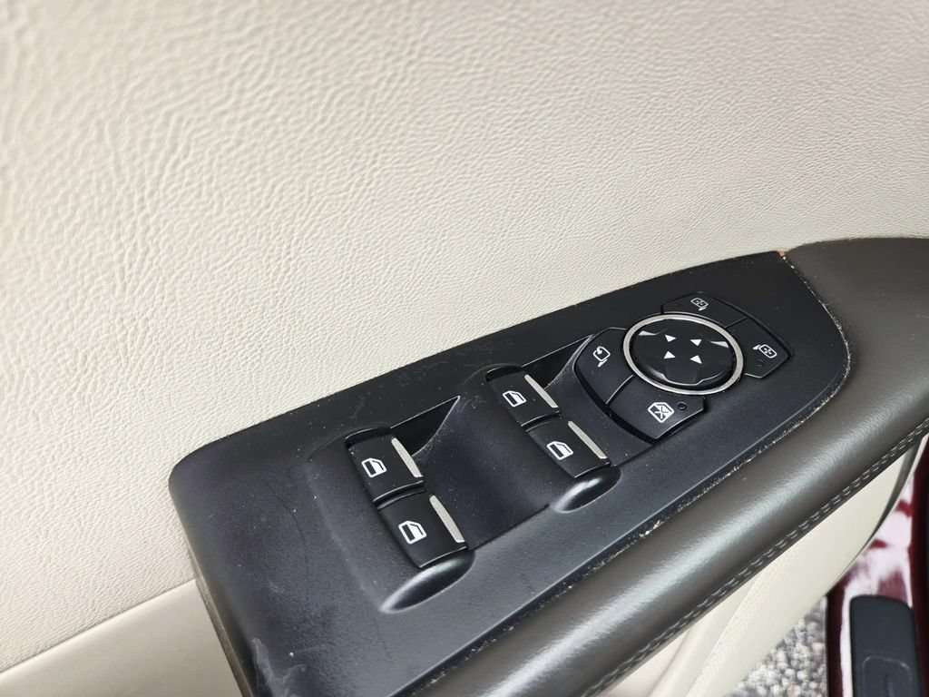Used 2017 Lincoln MKX Select w/ Select Plus Package FWD image 36
