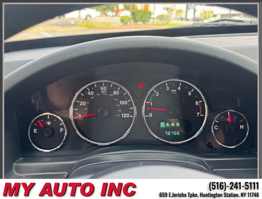 Used 2011 Jeep Liberty Sport AWD/4WD image 16