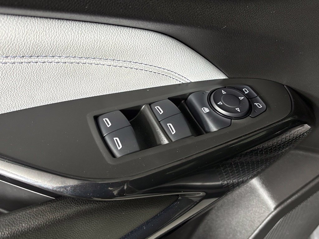 Used 2024 Chevrolet Trax LT FWD image 17