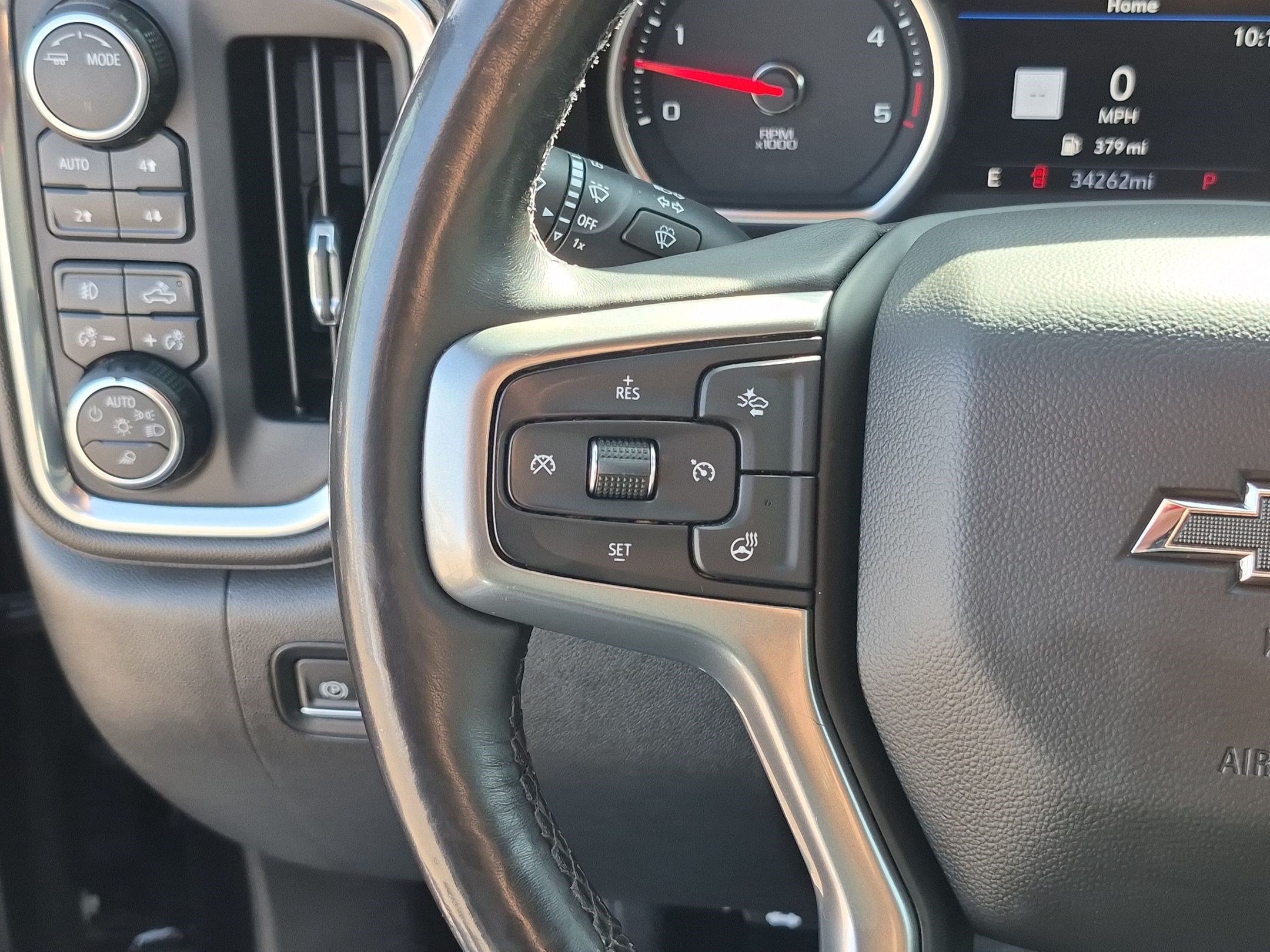 Used 2022 Chevrolet Silverado 3500 LTZ w/ LTZ Plus Package AWD/4WD image 17