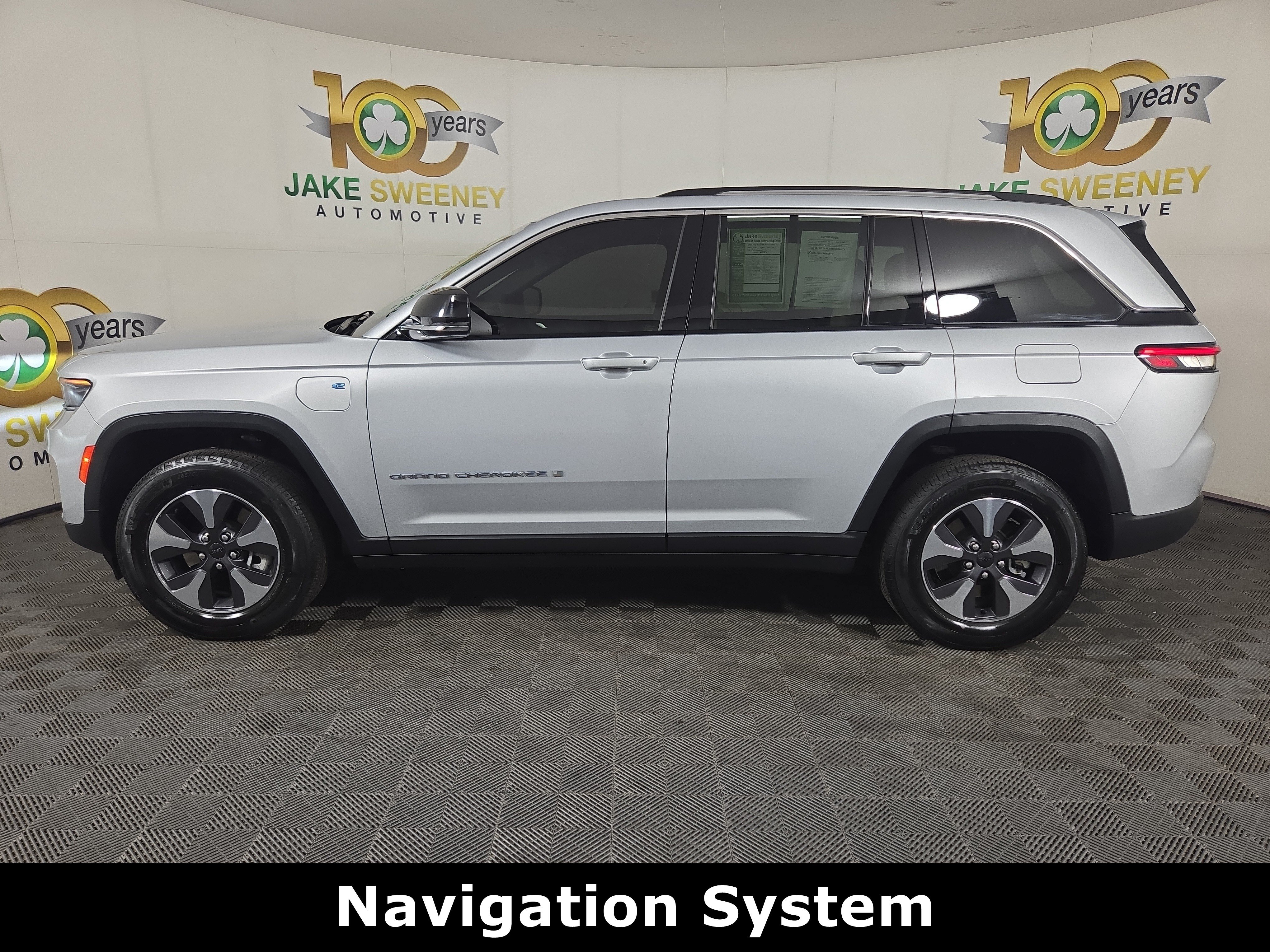 Used 2023 Jeep Grand Cherokee 4WD 4xe image 4
