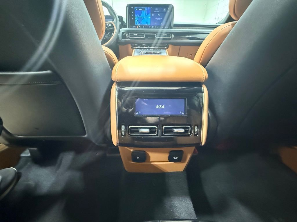 Used 2025 Lincoln Aviator Black Label image 42