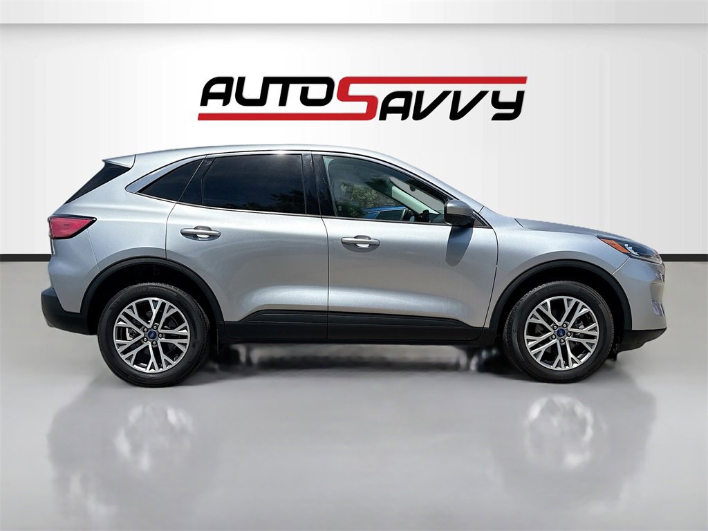 Used 2022 Ford Escape SEL image 8