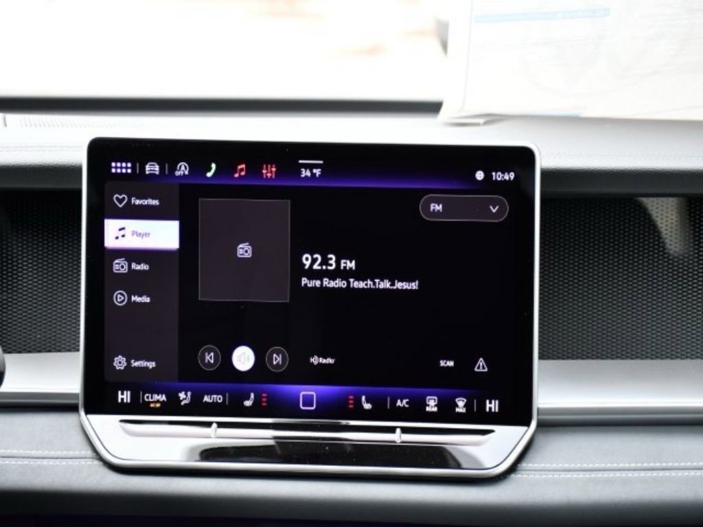 New 2026 Volkswagen Tiguan SE image 24