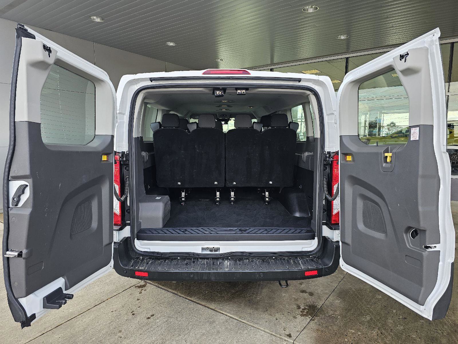 Used 2024 Ford Transit 350 XLT image 15