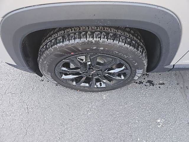 New 2026 GMC Terrain Elevation w/ Elevation Premium Package image 9