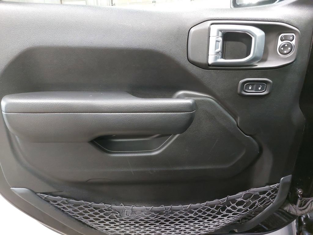 Used 2022 Jeep Wrangler Sport S image 21