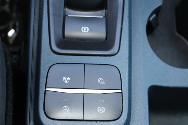 Used 2022 Ford Maverick XL FWD image 31