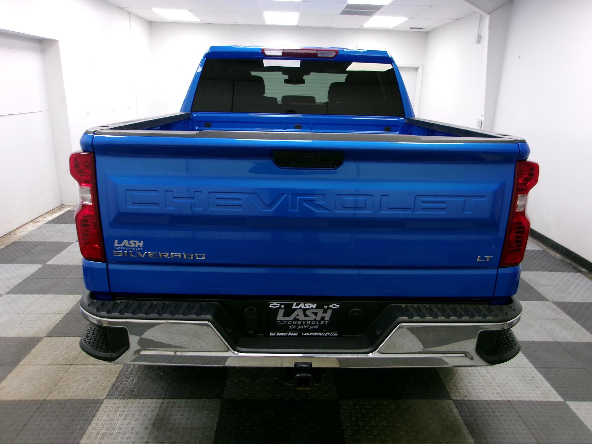 Used 2025 Chevrolet Silverado 1500 LT AWD/4WD image 13