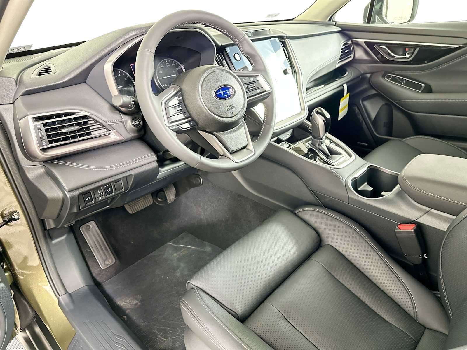 New 2025 Subaru Outback Touring XT image 9