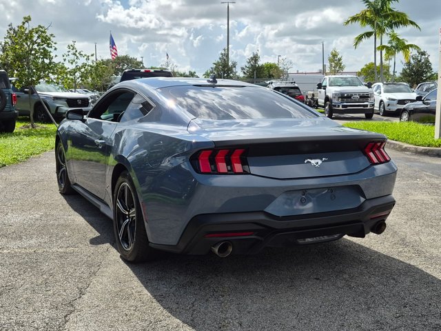 Used 2024 Ford Mustang Coupe RWD image 7