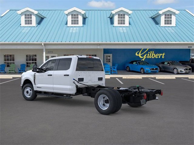 New 2026 Ford F350 XL w/ XL Chrome Package image 4