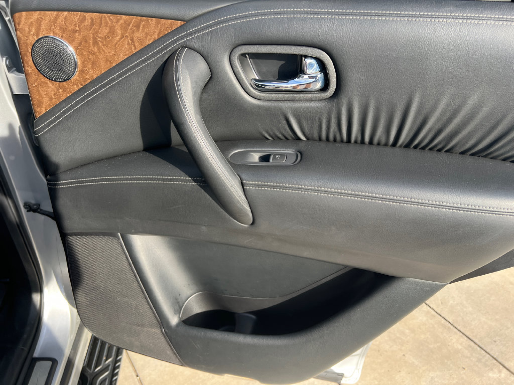 Used 2017 INFINITI QX80 2WD image 9