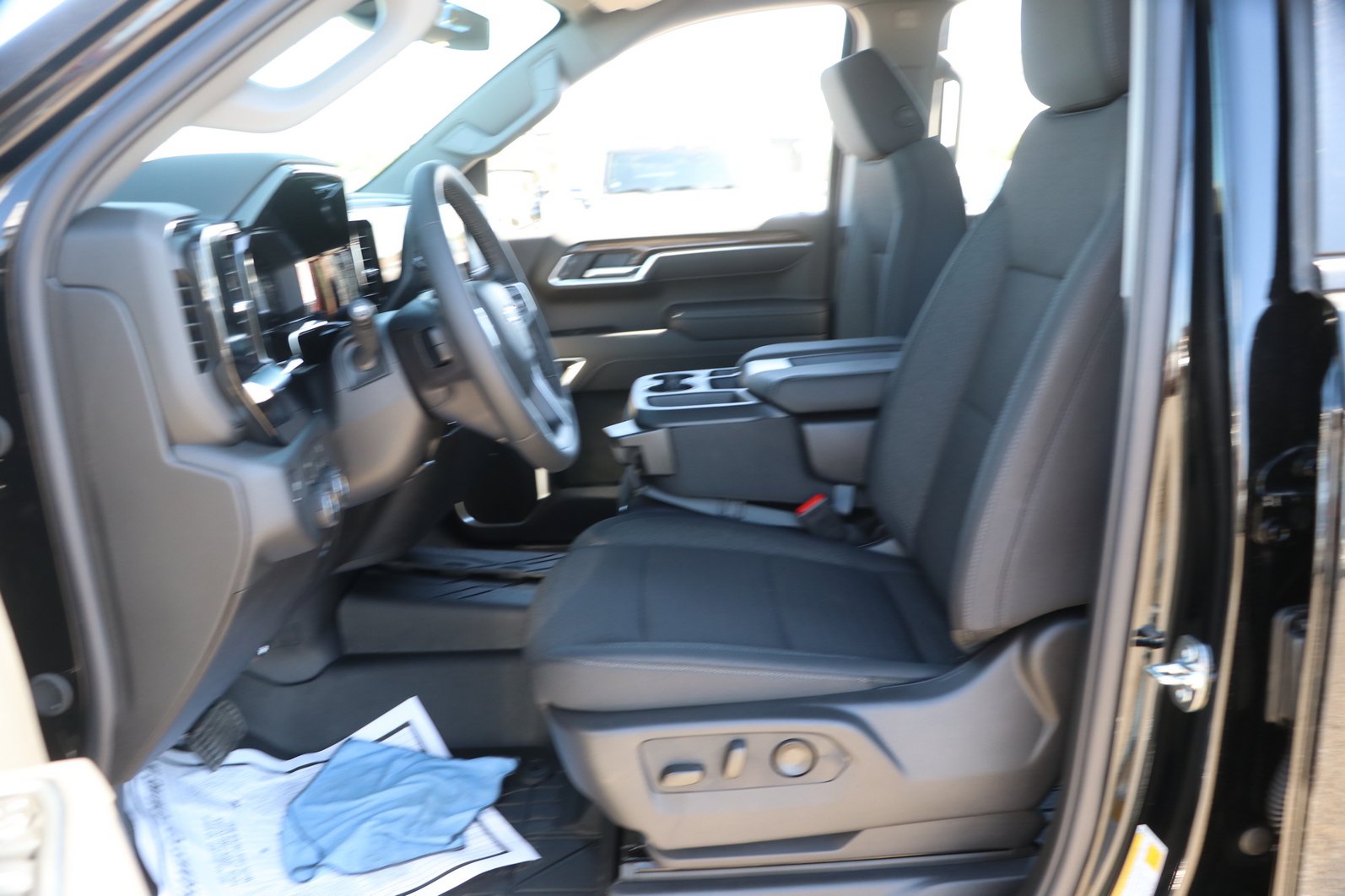 New 2026 Chevrolet Silverado 1500 RST w/ RST Select Package AWD/4WD image 13