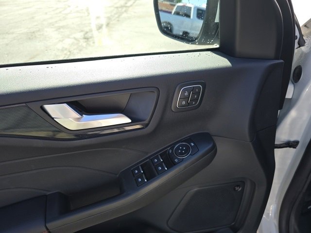 New 2025 Ford Escape ST-Line Elite w/ Tech Pack #2 image 12