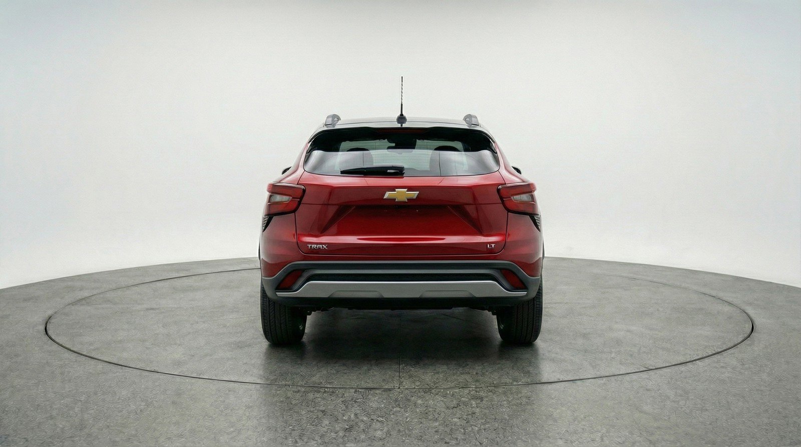Used 2025 Chevrolet Trax LT FWD image 7