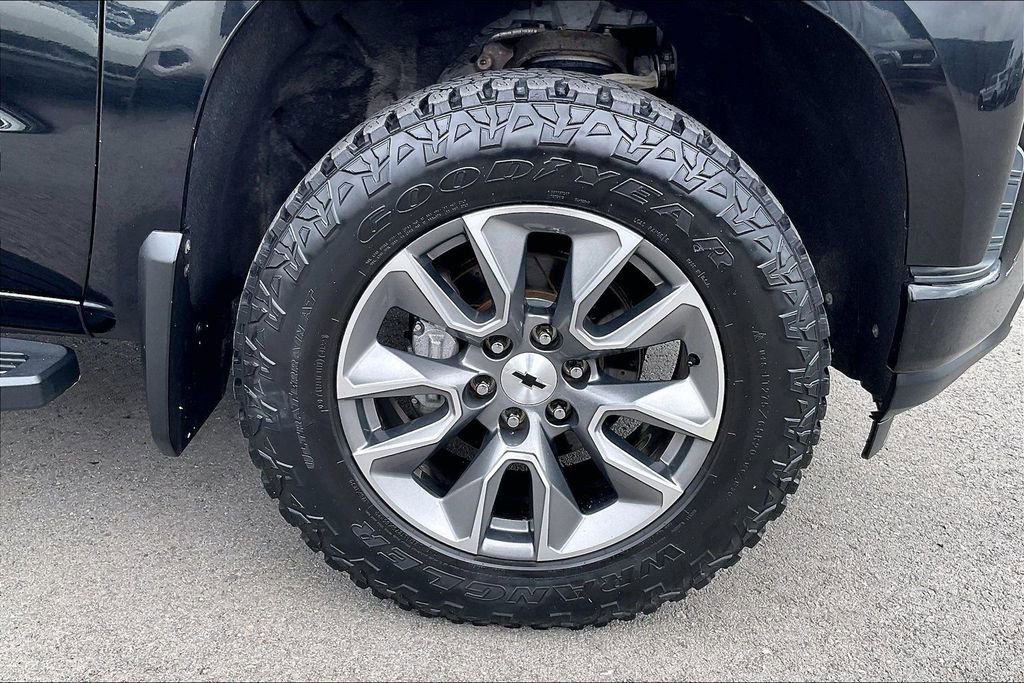 Used 2019 Chevrolet Silverado 1500 RST w/ True North Edition AWD/4WD image 11