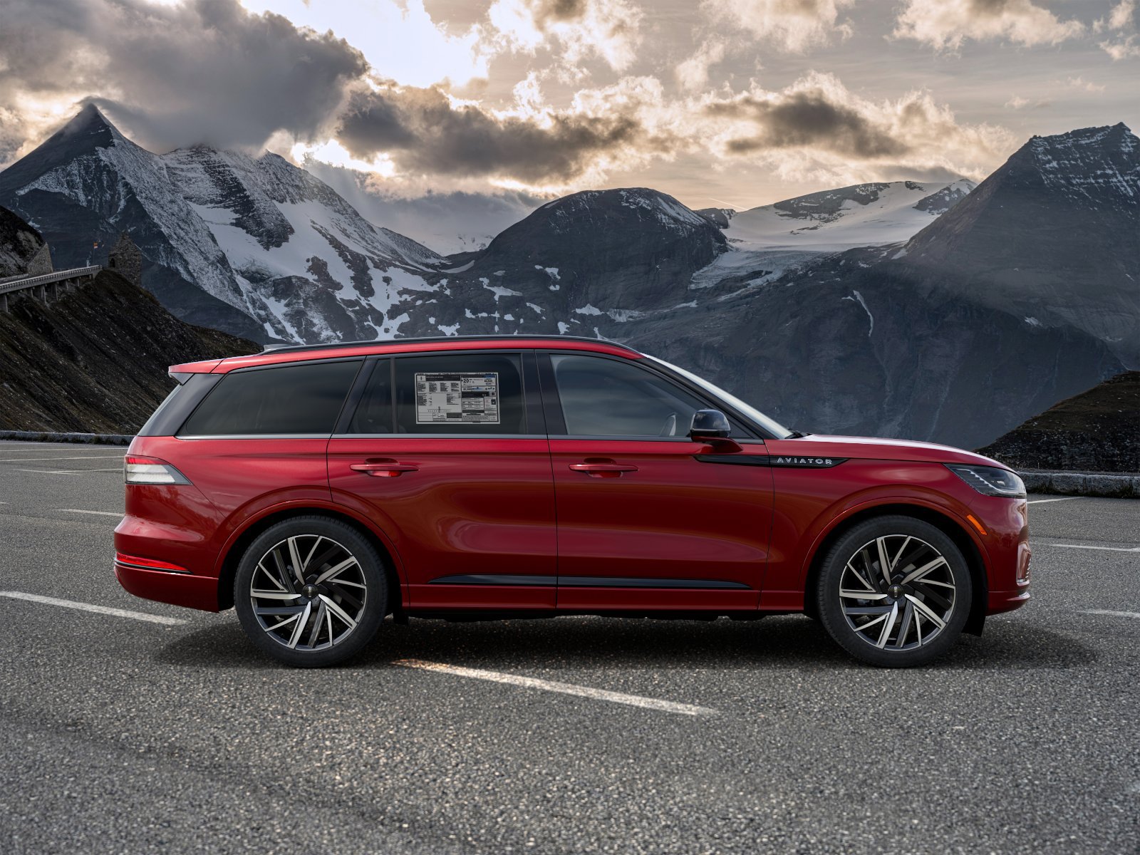 New 2027 Lincoln Aviator Black Label w/ Jet Appearance Package AWD/4WD image 5
