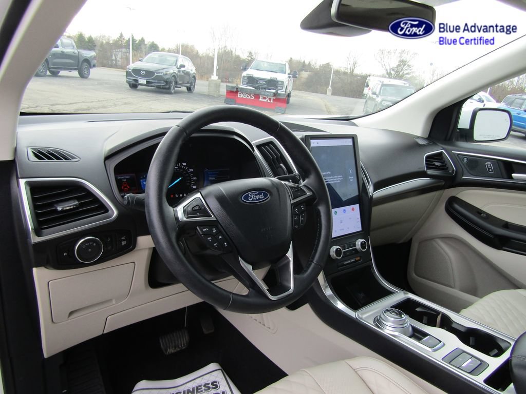 Certified 2024 Ford Edge Titanium AWD/4WD image 14