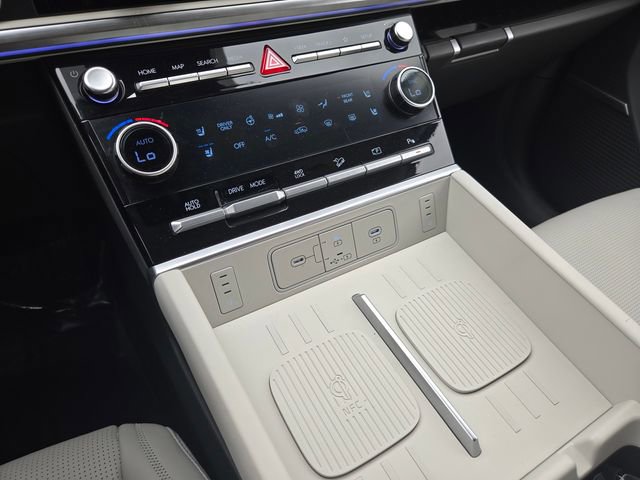 Used 2026 Hyundai Santa Fe Calligraphy AWD/4WD image 18