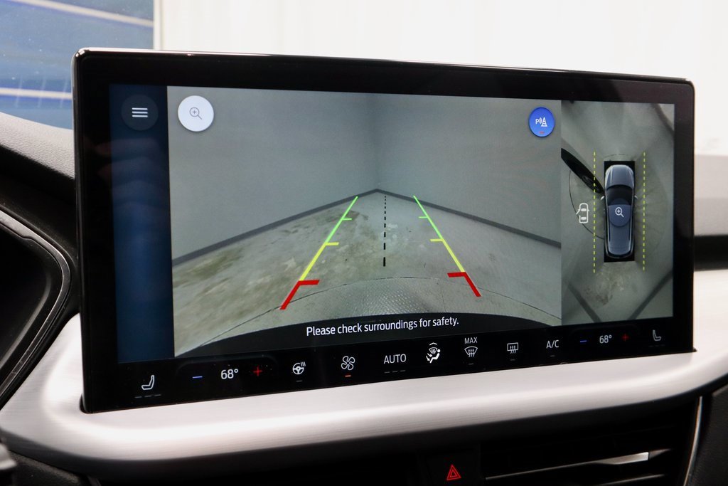 Certified 2024 Ford Escape Platinum image 2