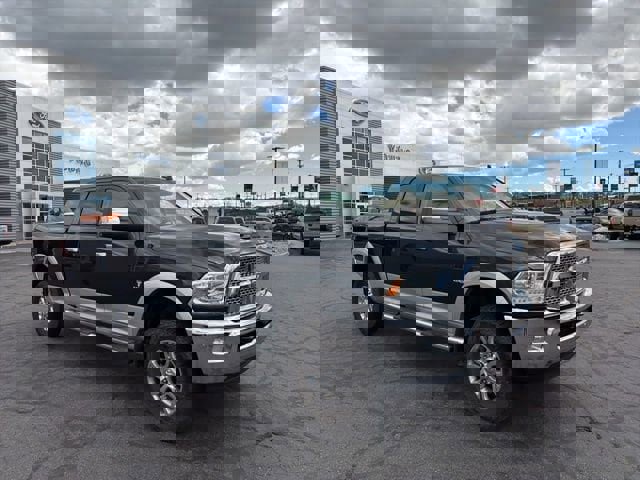 Used 2014 RAM 3500 Laramie w/ Cold Weather Group AWD/4WD image 2