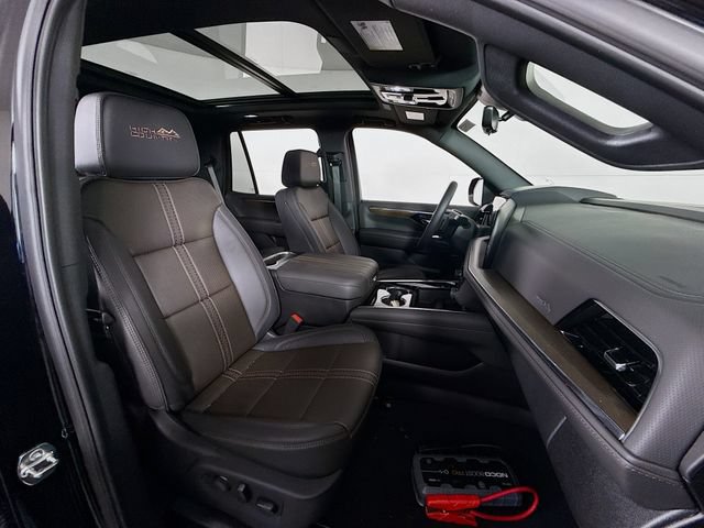 New 2026 Chevrolet Tahoe High Country AWD/4WD image 33