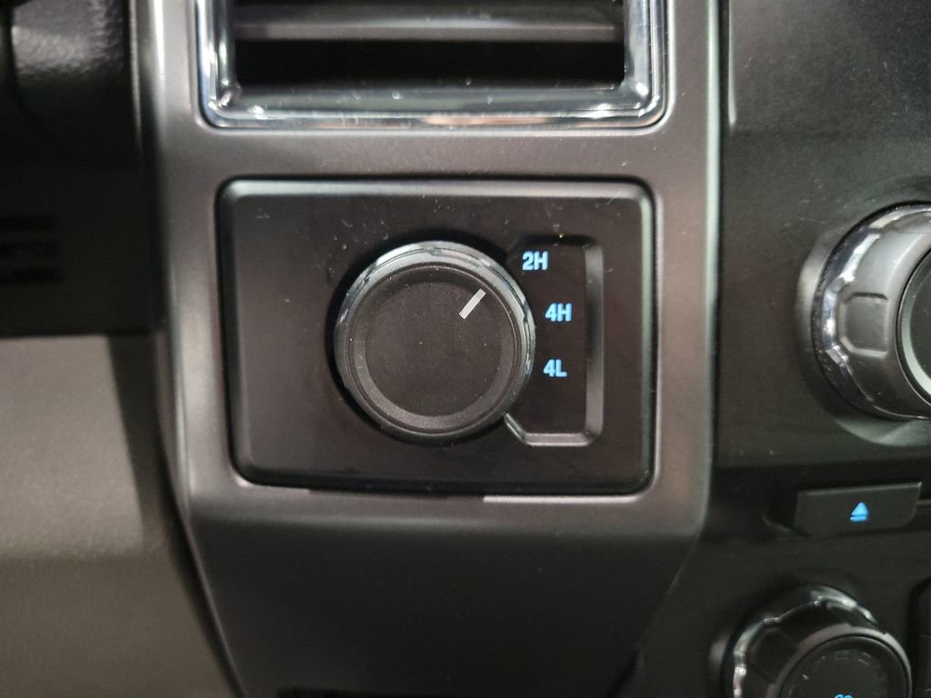 Used 2017 Ford F150 XLT image 17