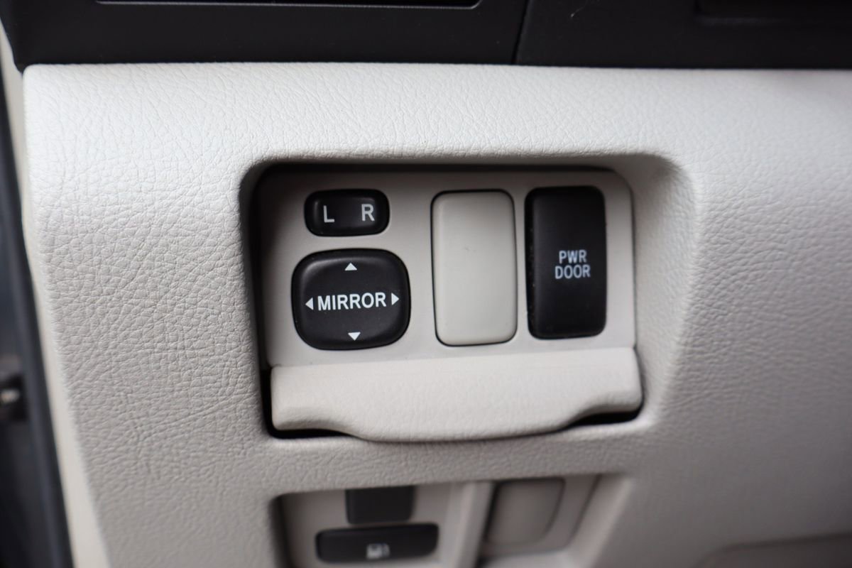 Used 2004 Lexus RX 330 AWD image 14