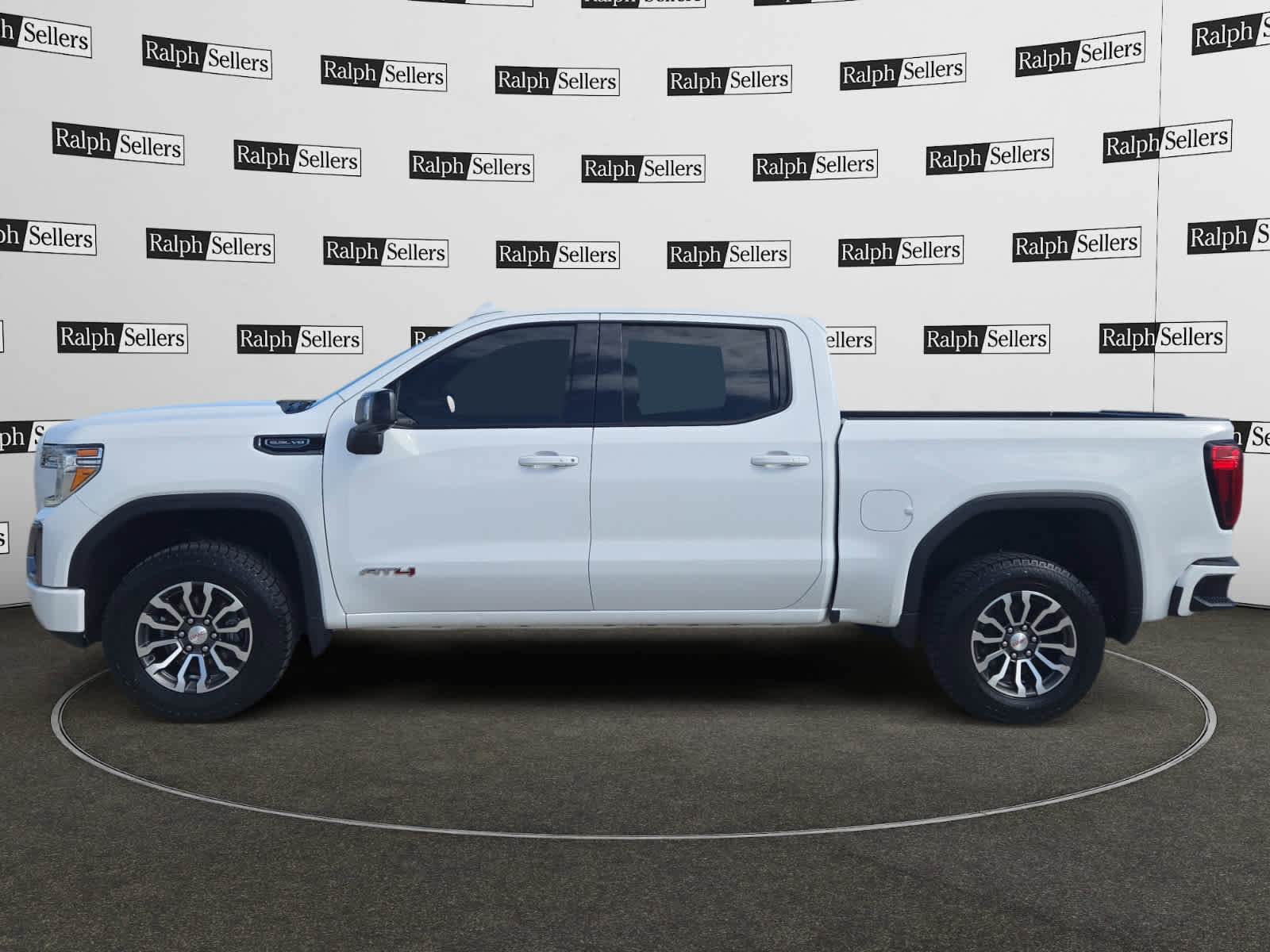 Used 2021 GMC Sierra 1500 AT4 w/ AT4 Preferred Package image 3