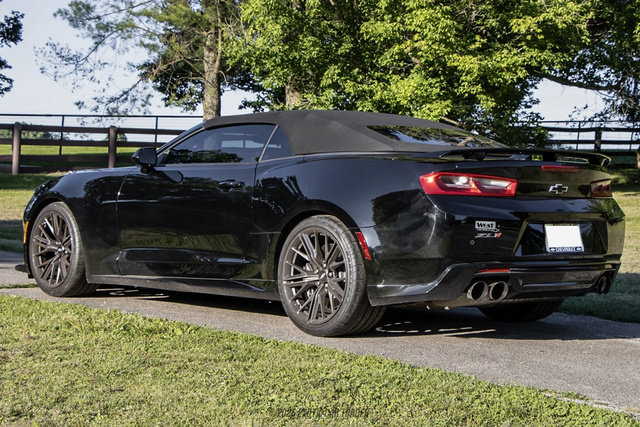 Used 2018 Chevrolet Camaro ZL1 w/ LPO, ZL1 Protection Package RWD image 16