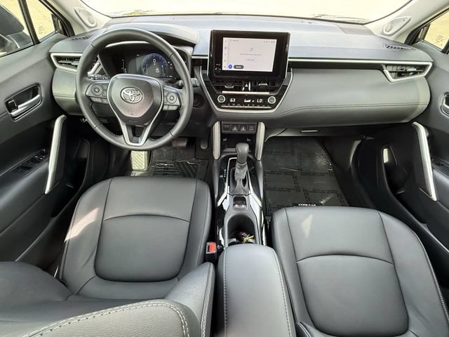 Certified 2025 Toyota Corolla Cross XLE w/ Convenience Package FWD image 9