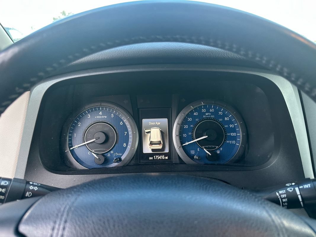 Used 2018 Toyota Sienna XLE w/ XLE Navigation Package AWD/4WD image 39