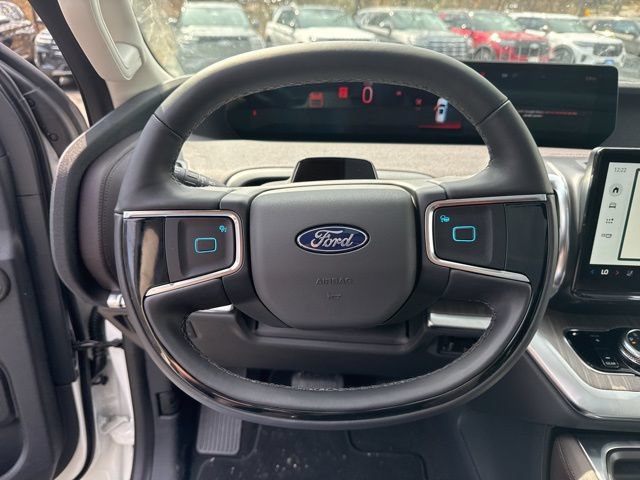 New 2025 Ford Expedition Max Platinum w/ Platinum Ultimate Package AWD/4WD image 13