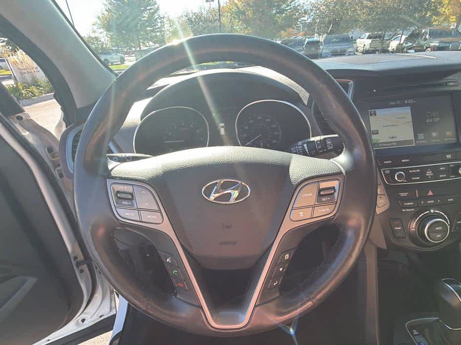 Used 2017 Hyundai Santa Fe AWD w/ SE Ultimate Tech Package 03 image 15