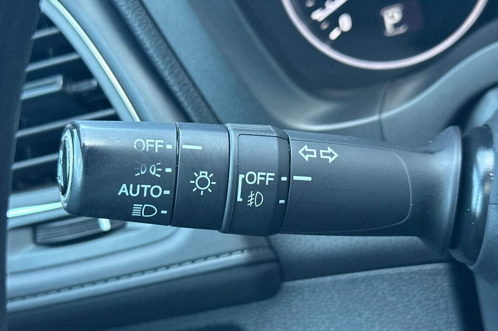Used 2016 Honda HR-V EX image 31