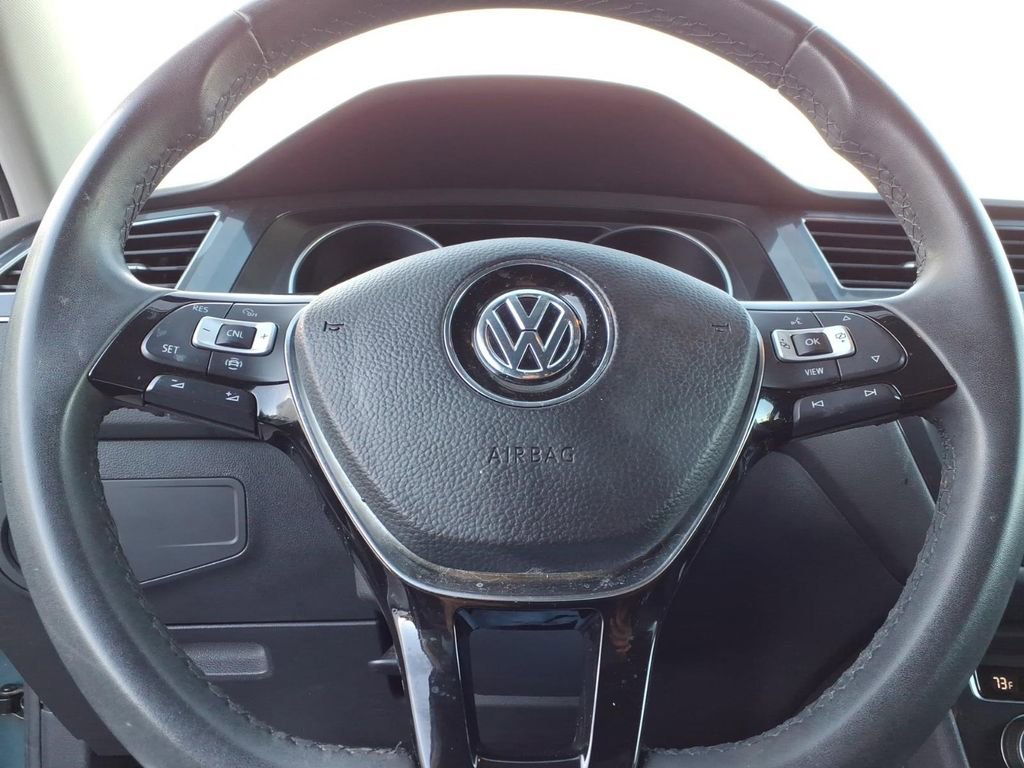 Used 2020 Volkswagen Tiguan SE FWD image 21