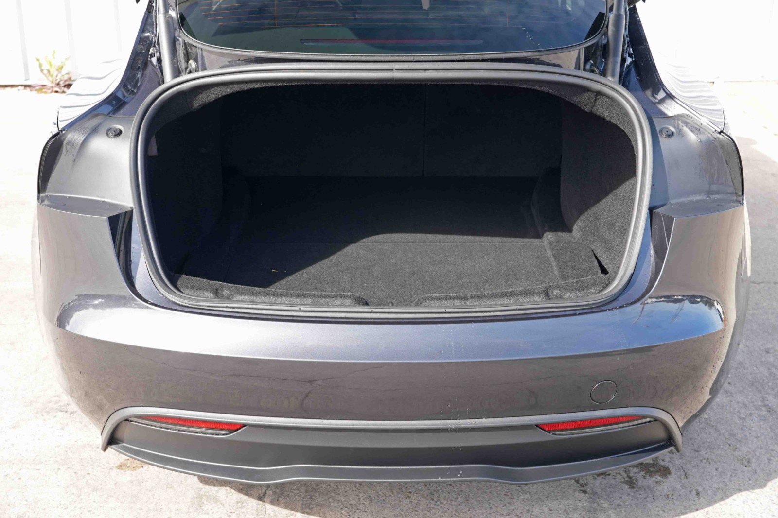 Used 2025 Tesla Model 3 Long Range image 10