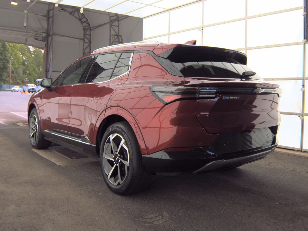 Used 2025 Chevrolet Equinox EV LT w/ Convenience Package FWD image 4