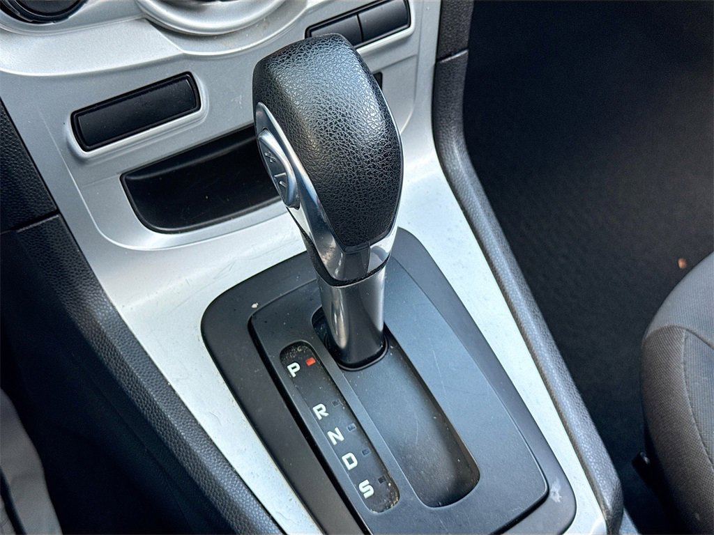 Used 2018 Ford Fiesta SE image 15