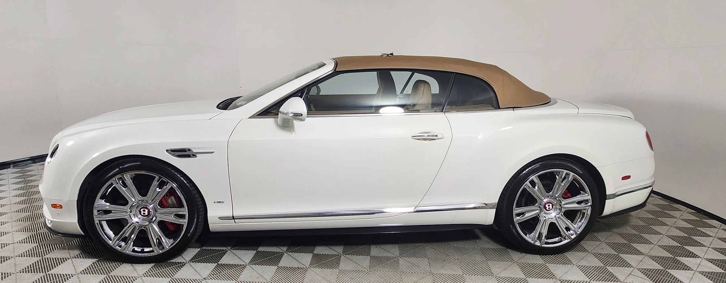 Used 2016 Bentley Continental GT V8 S image 5