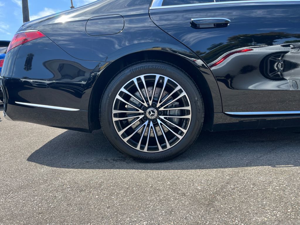 Used 2024 Mercedes-Benz S 580e 4MATIC Sedan image 5