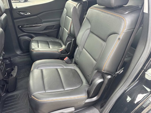 Used 2023 GMC Acadia AT4 w/ Preferred Package AWD/4WD image 25