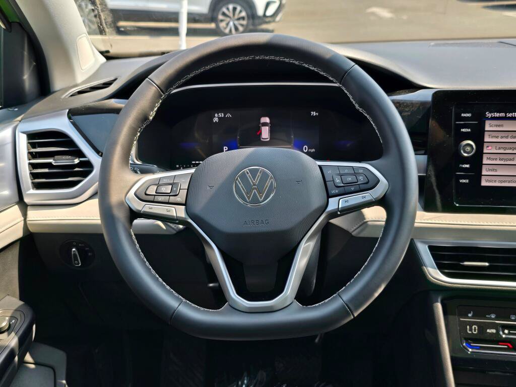 New 2026 Volkswagen Taos SE AWD/4WD image 19