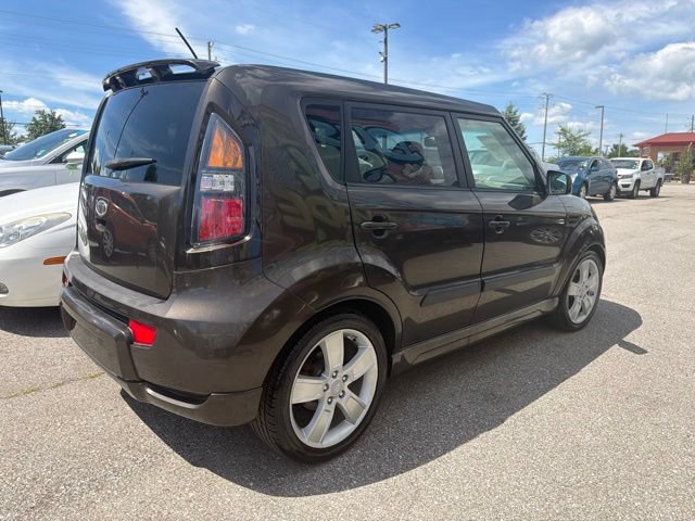 Used 2011 Kia Soul ! FWD image 6