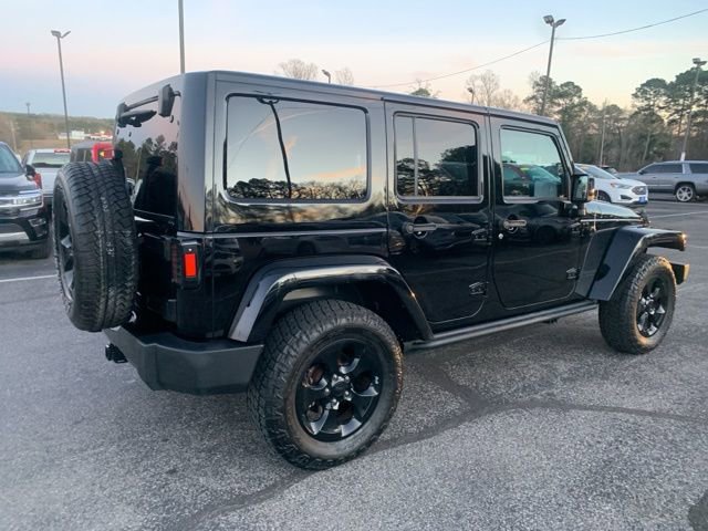 Used 2015 Jeep Wrangler Unlimited Sahara image 3