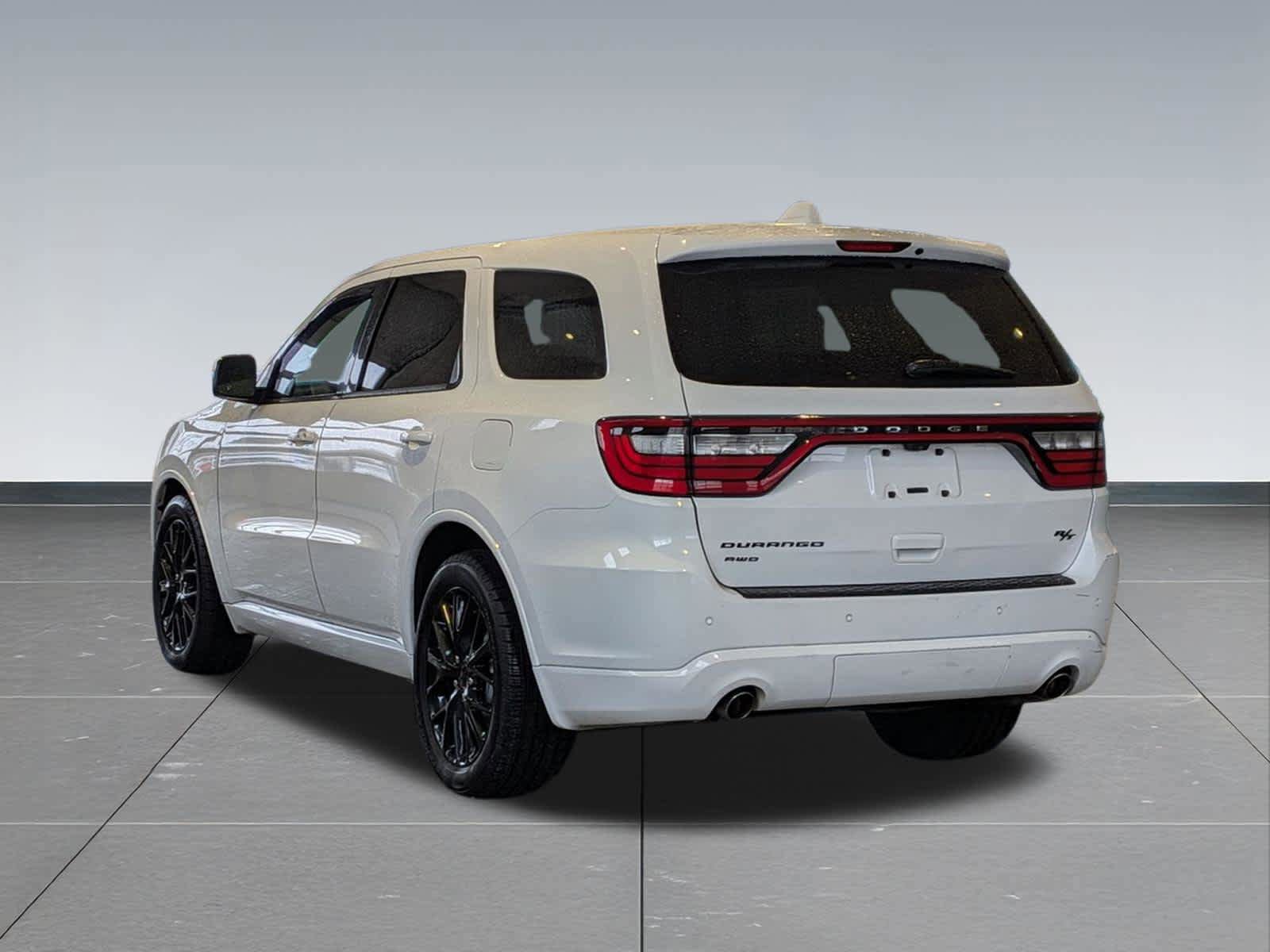 Used 2015 Dodge Durango R/T w/ Technology Group AWD/4WD image 3