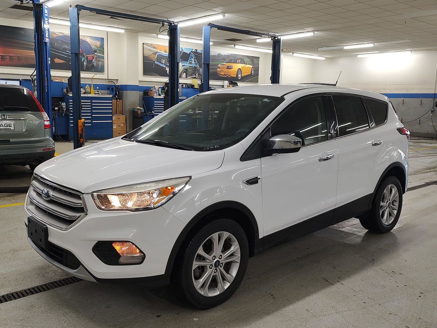 Used 2019 Ford Escape SE image 22