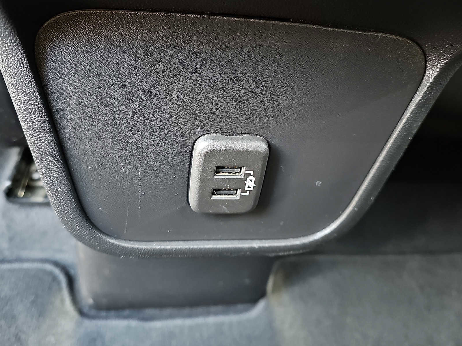 Used 2023 Chevrolet Equinox LS w/ LS Convenience Package AWD/4WD image 11