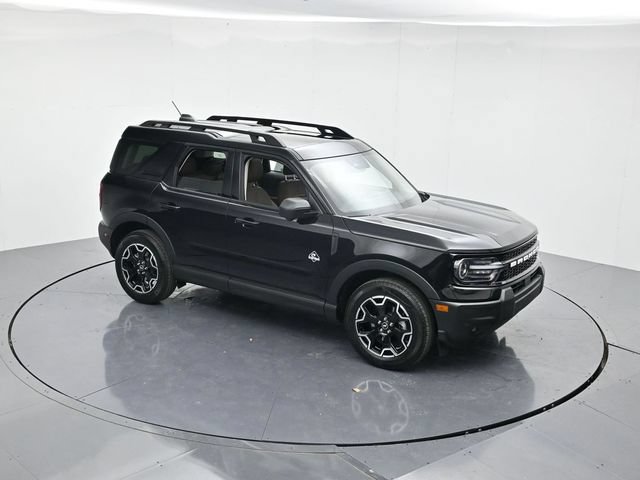 Certified 2025 Ford Bronco Sport Outer Banks w/ Outer Banks Tech Package+ AWD/4WD image 41